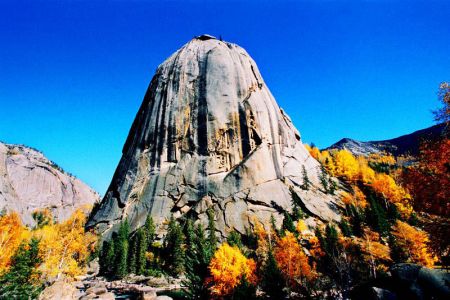 行色北疆：賽里木湖、喀納斯、禾木、可可托海8日  