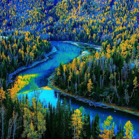 邂逅喀納斯：可可托海、喀納斯、禾木、五彩灘、魔鬼城拼車(chē)5日游